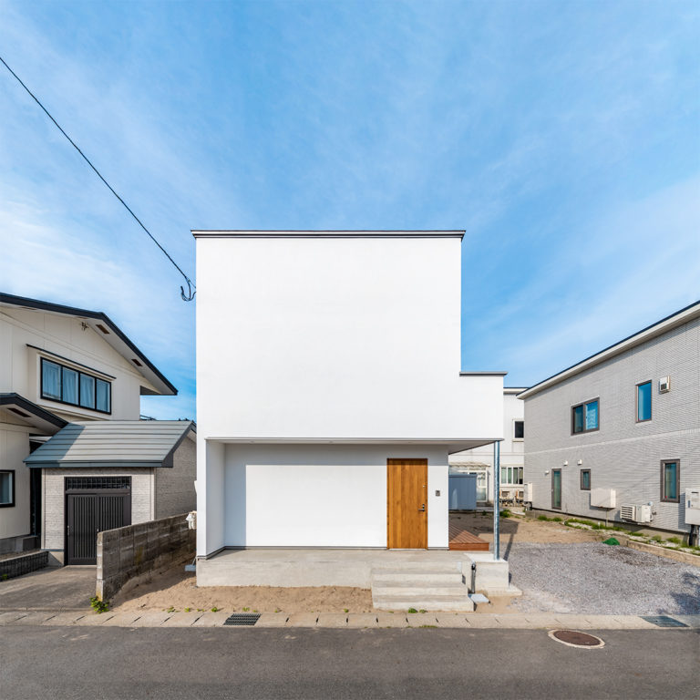 土崎の家 | ショップようなデザインが特徴的な、開放感あふれるコンパクトハウス
